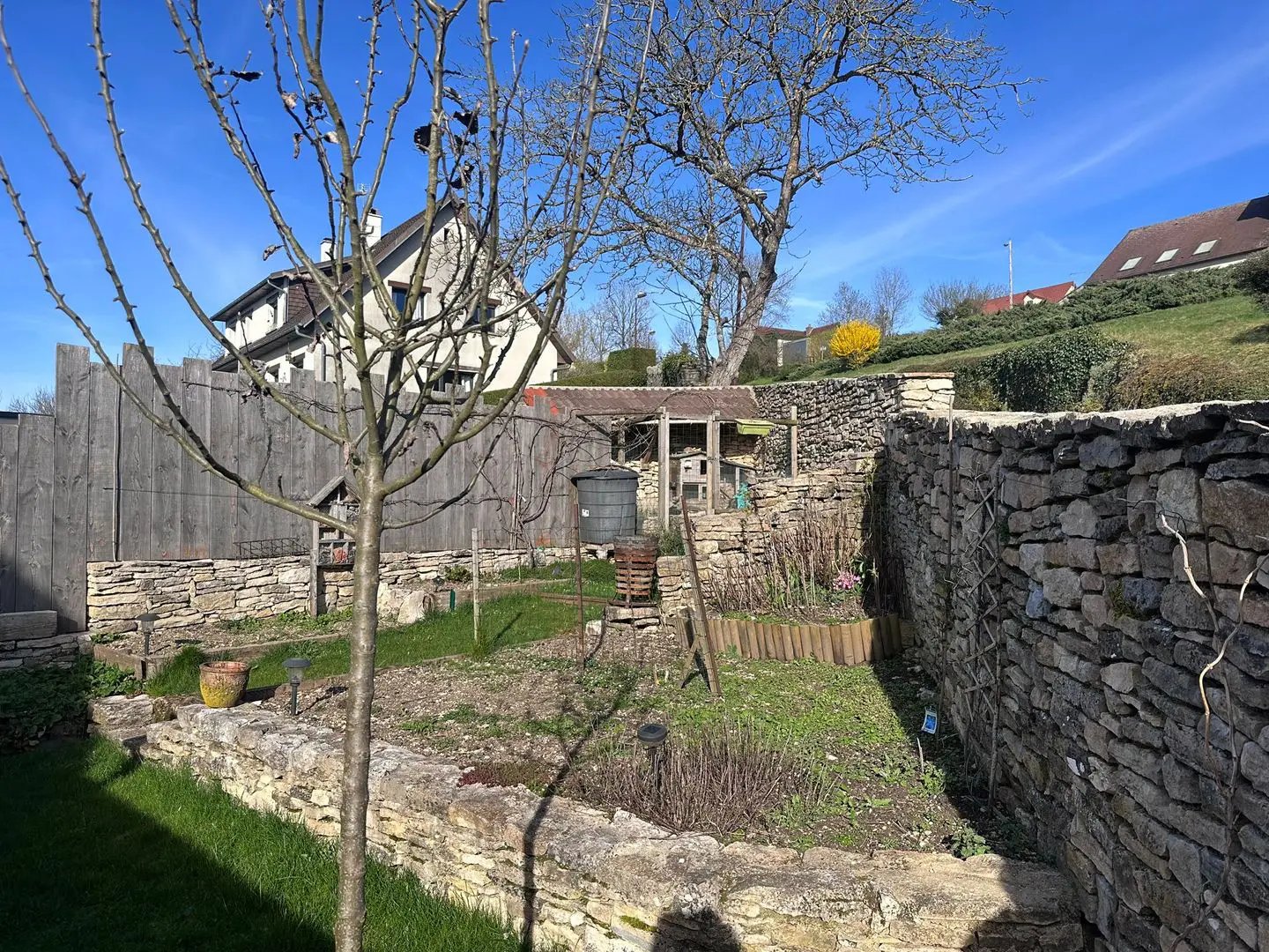 Maison à vendre, 147m², Prenois