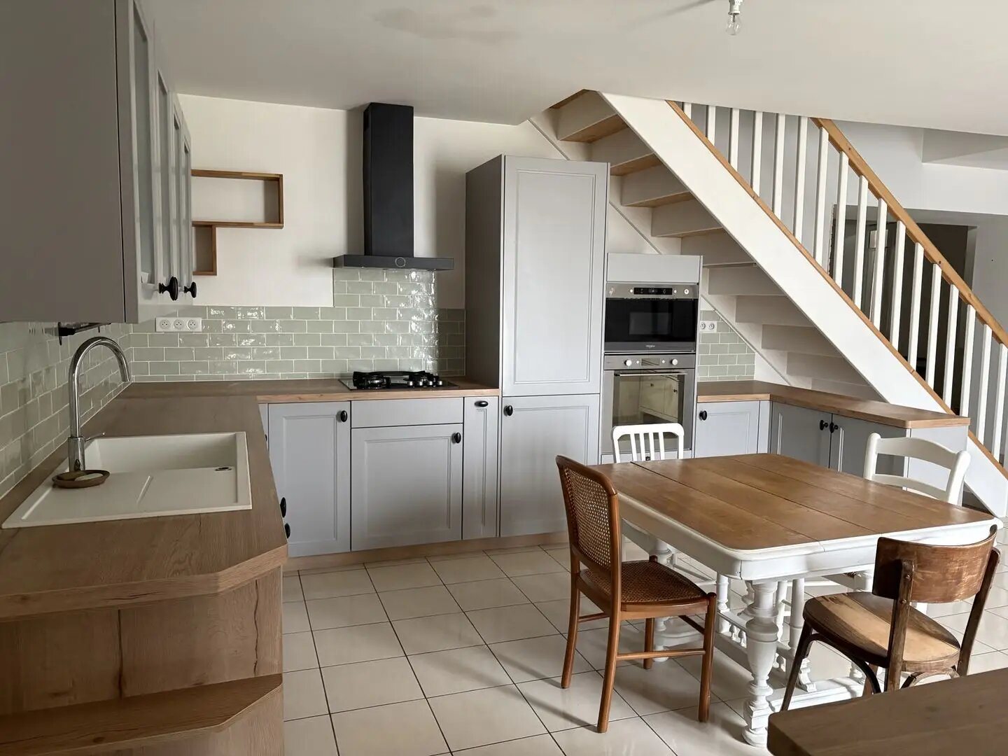 Maison à vendre, 147m², Prenois