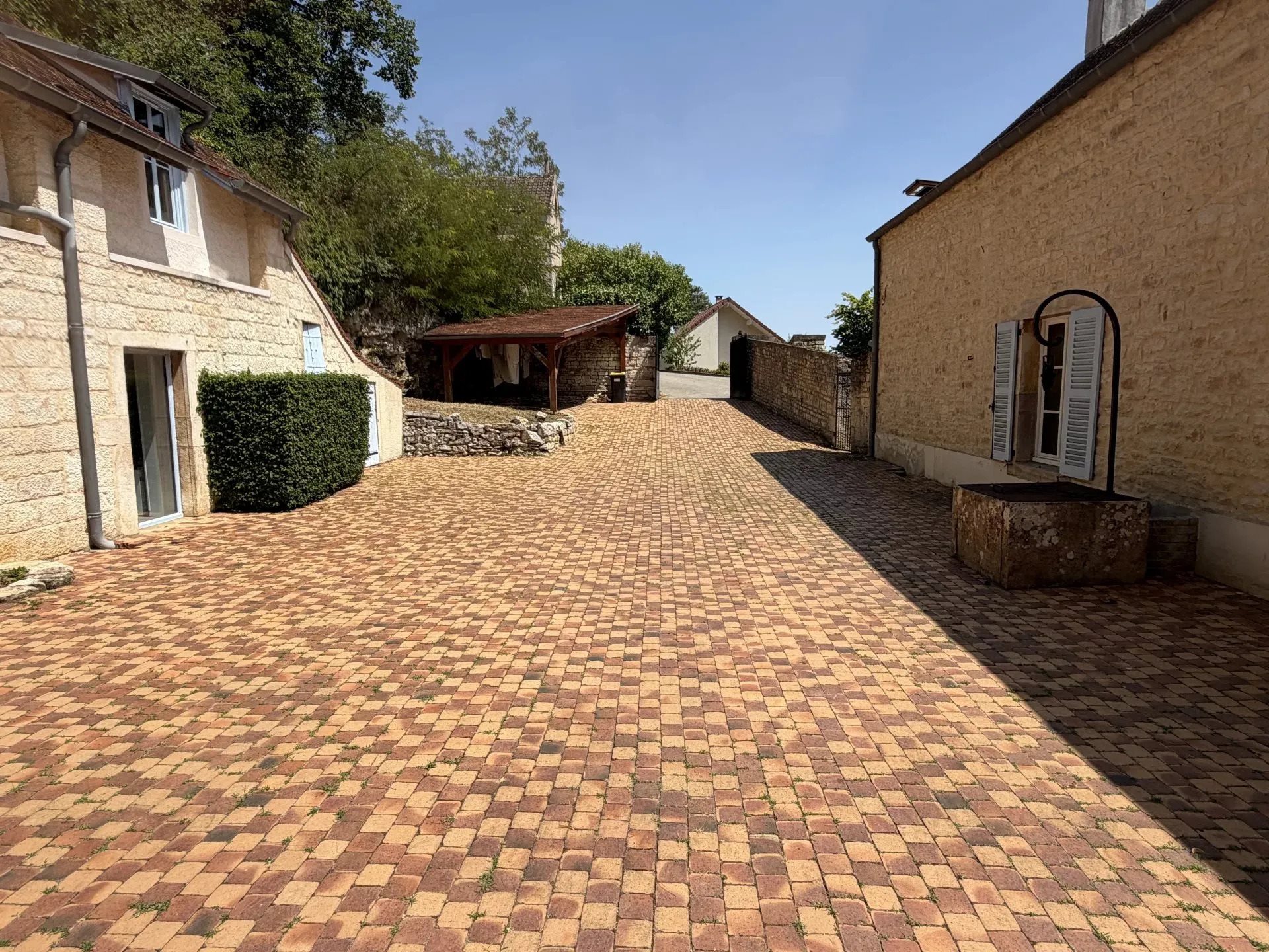 Maison à vendre, 360m², Fixin