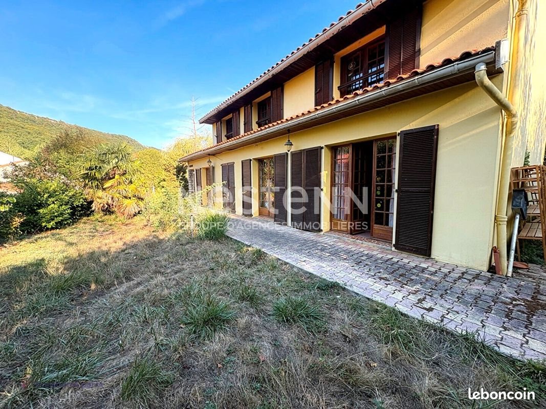 Maison à vendre, 220m², Lavelanet
