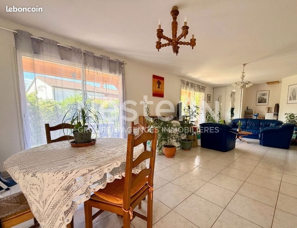 Maison à vendre, 108m², Ferrières-sur-Ariège