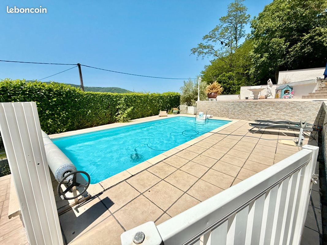 Maison à vendre, 233m², Saint-Jean-de-Verges