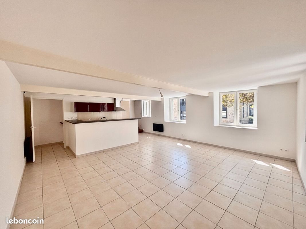 Maison à louer, 64m², Belpech