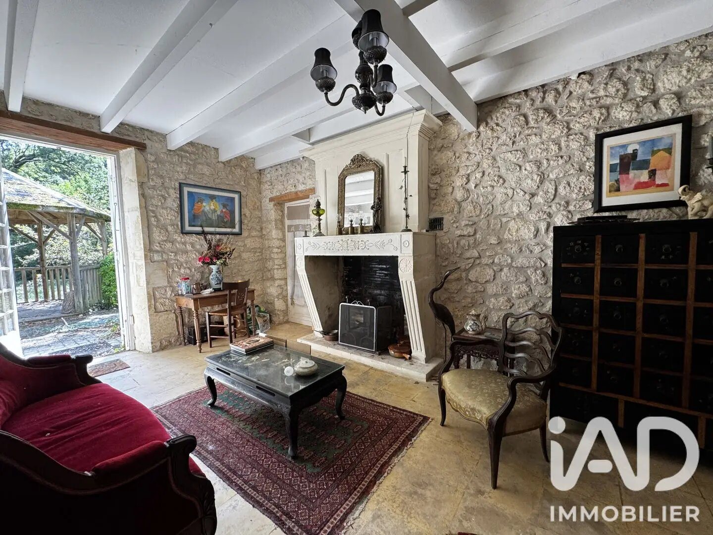 Maison à vendre, 205m², Saint-Bonnet-sur-Gironde