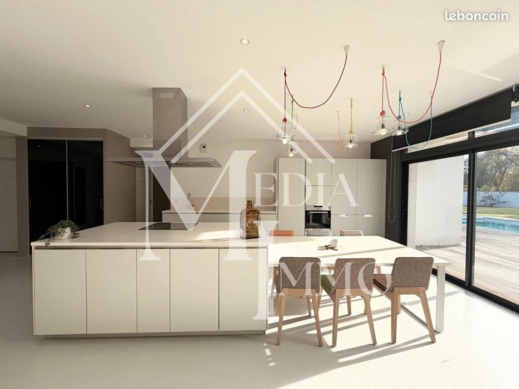Maison à vendre, 266m², Bizanos