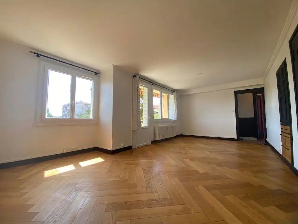Appartement à louer, 70m², Tassin-la-Demi-Lune