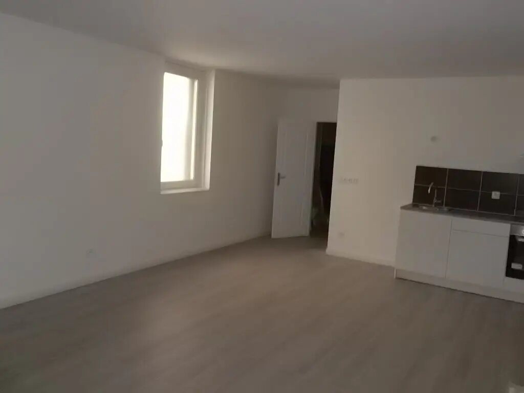Appartement à louer, 30m², Saint-Priest