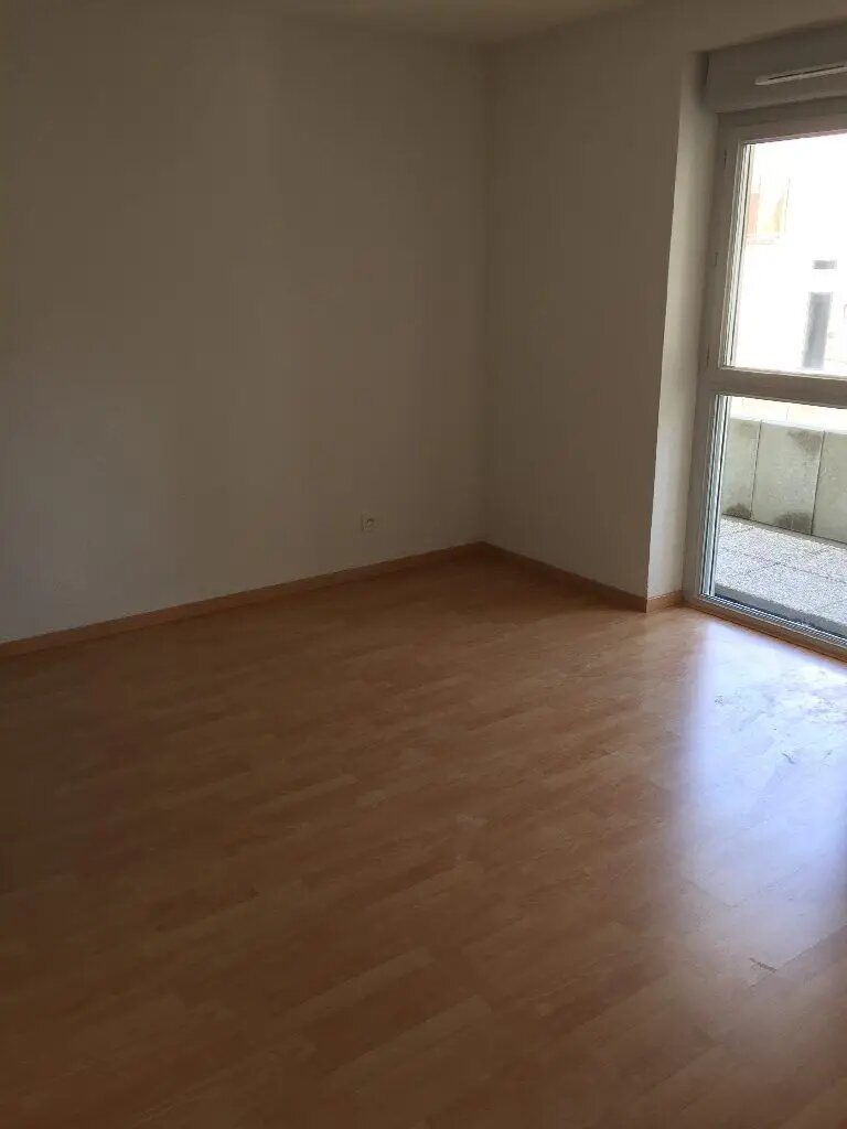Appartement à louer, 46m², Bron