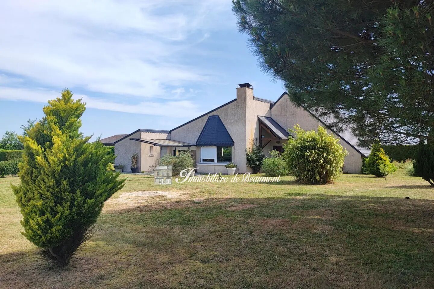 Maison à louer, 141m², Beaumont-le-Roger