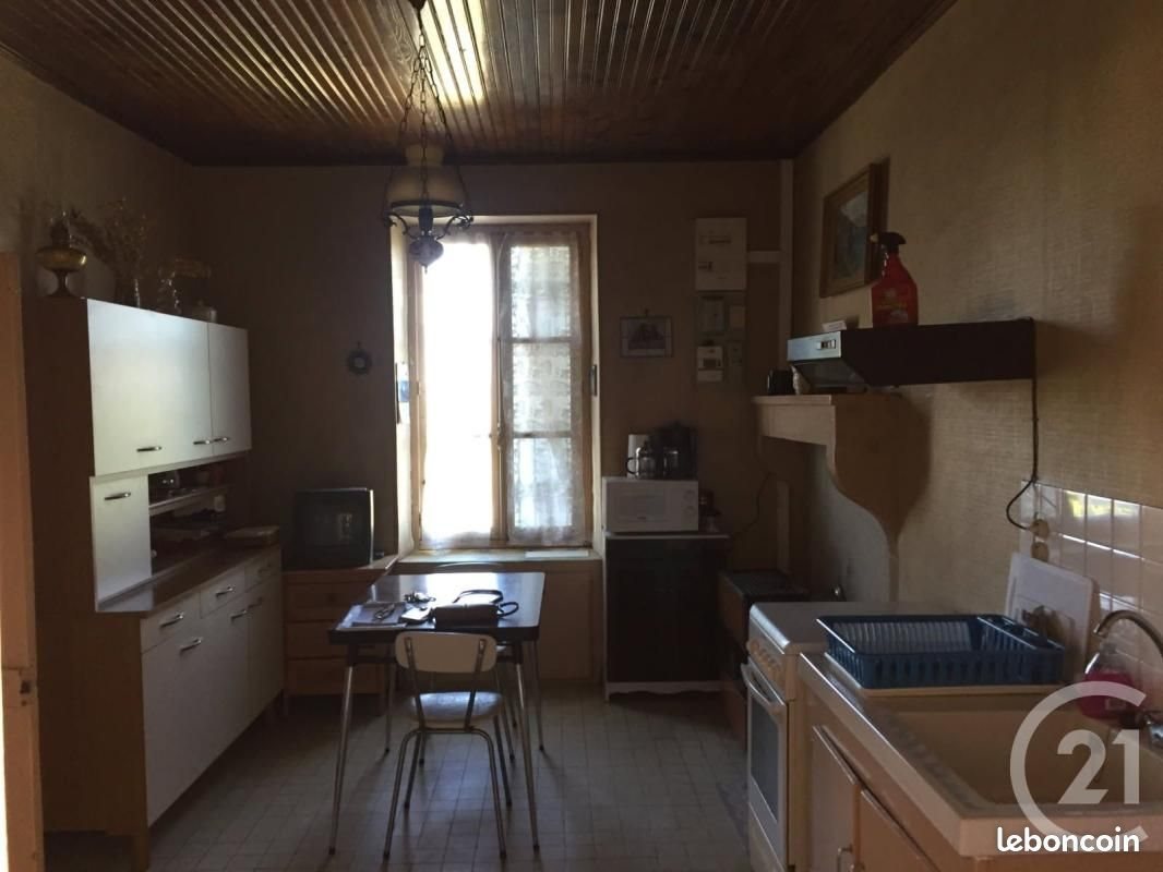 Maison à vendre, 79m², Châteaumeillant