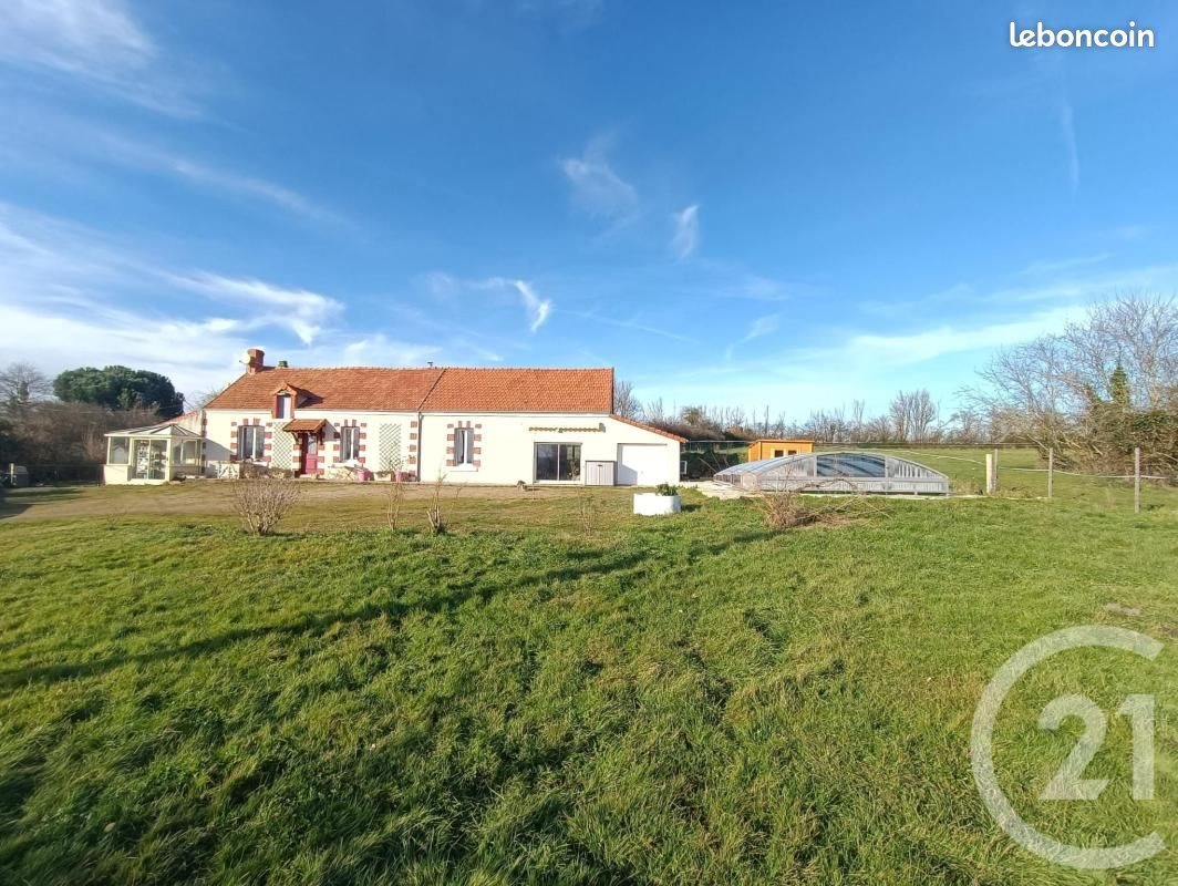 Maison à vendre, 123m², Verneuil-sur-Igneraie