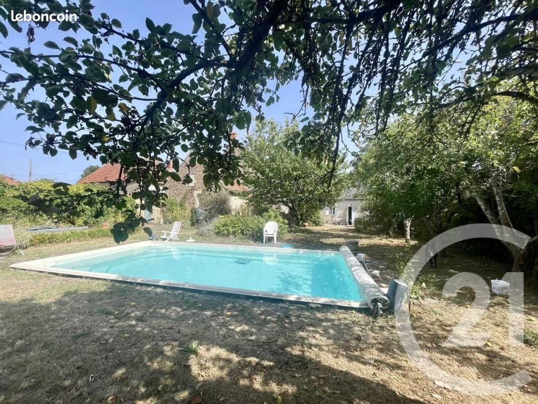 Maison à vendre, 259m², Sainte-Sévère-sur-Indre