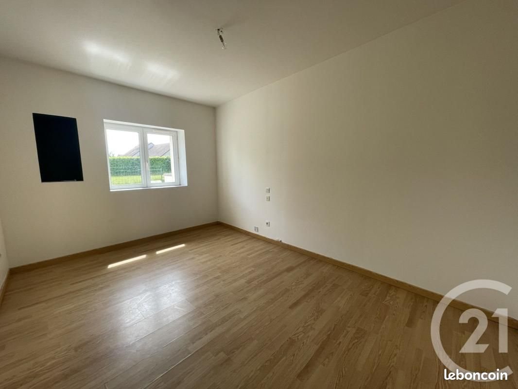 Maison à vendre, 115m², Feusines