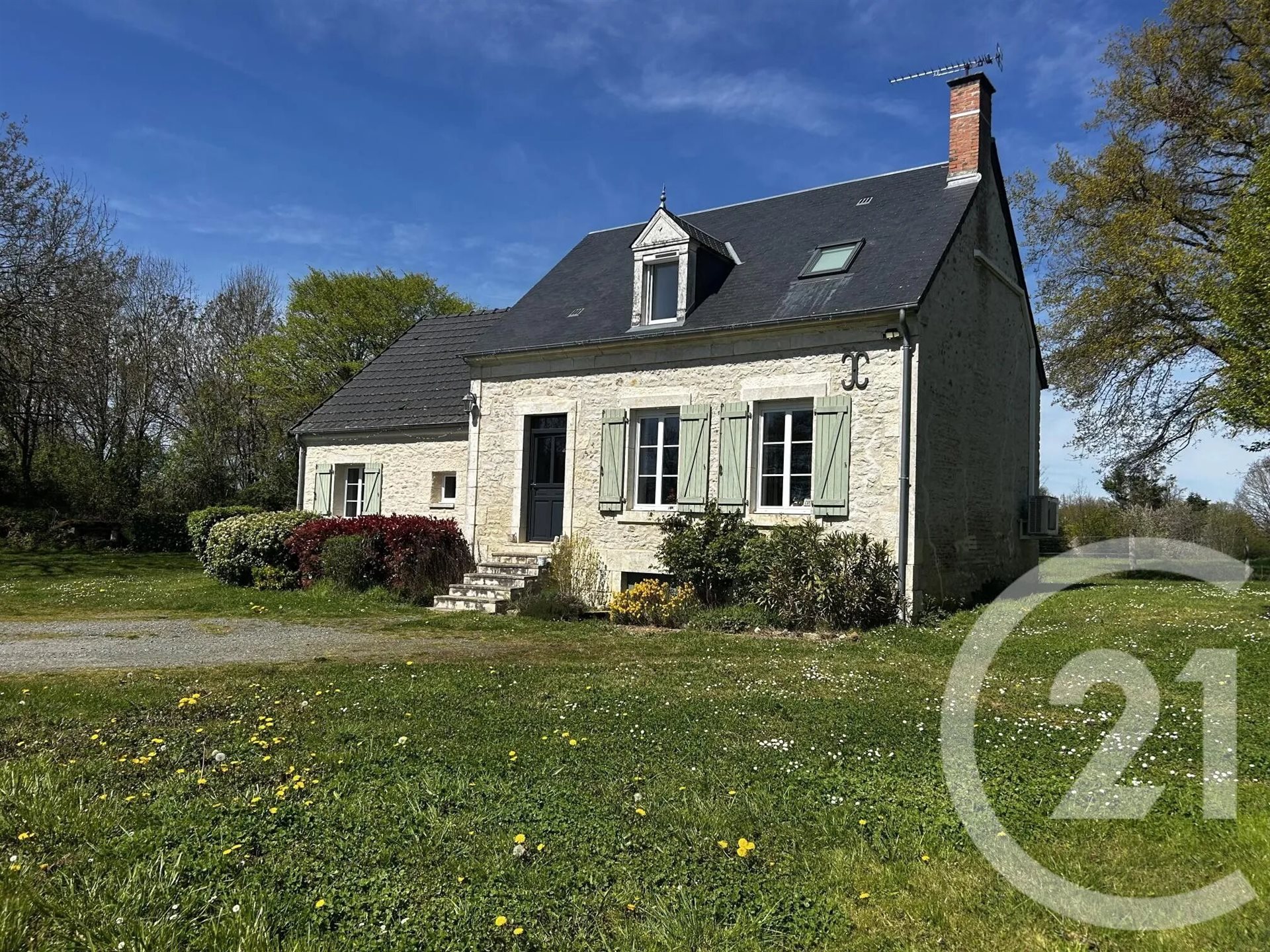Maison à vendre, 136m², Thevet-Saint-Julien