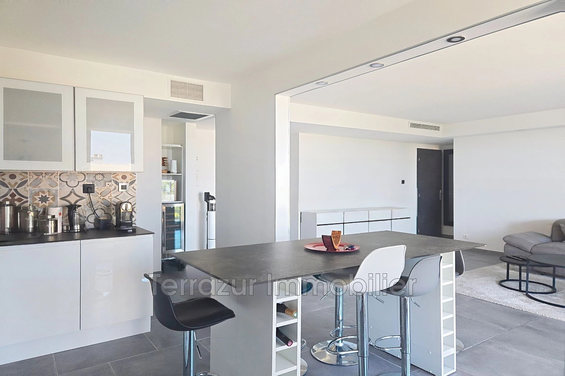 Appartement à vendre, 57m², Juan-les-Pins