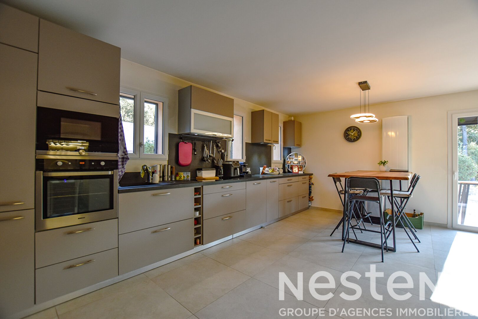 Maison à vendre, 203m², Lorgues
