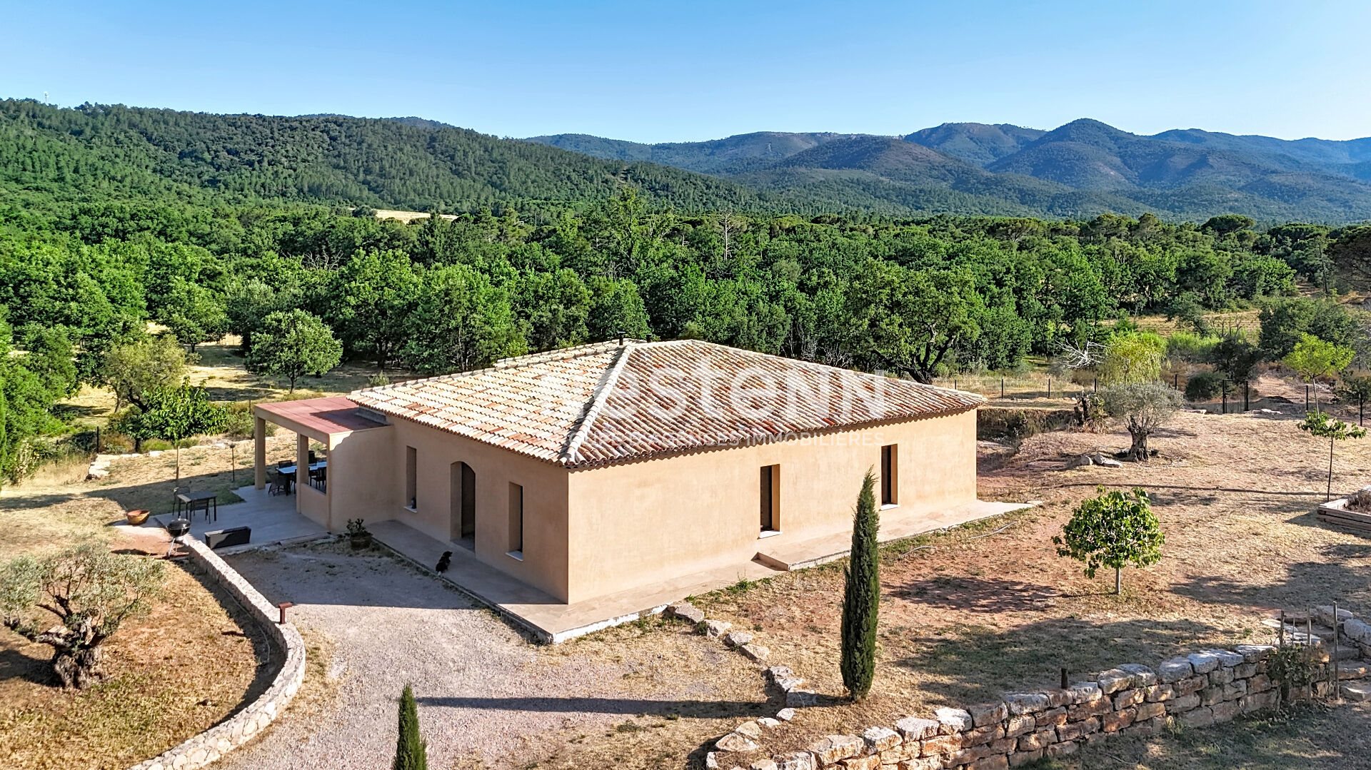Maison à vendre, 200m², La Garde-Freinet