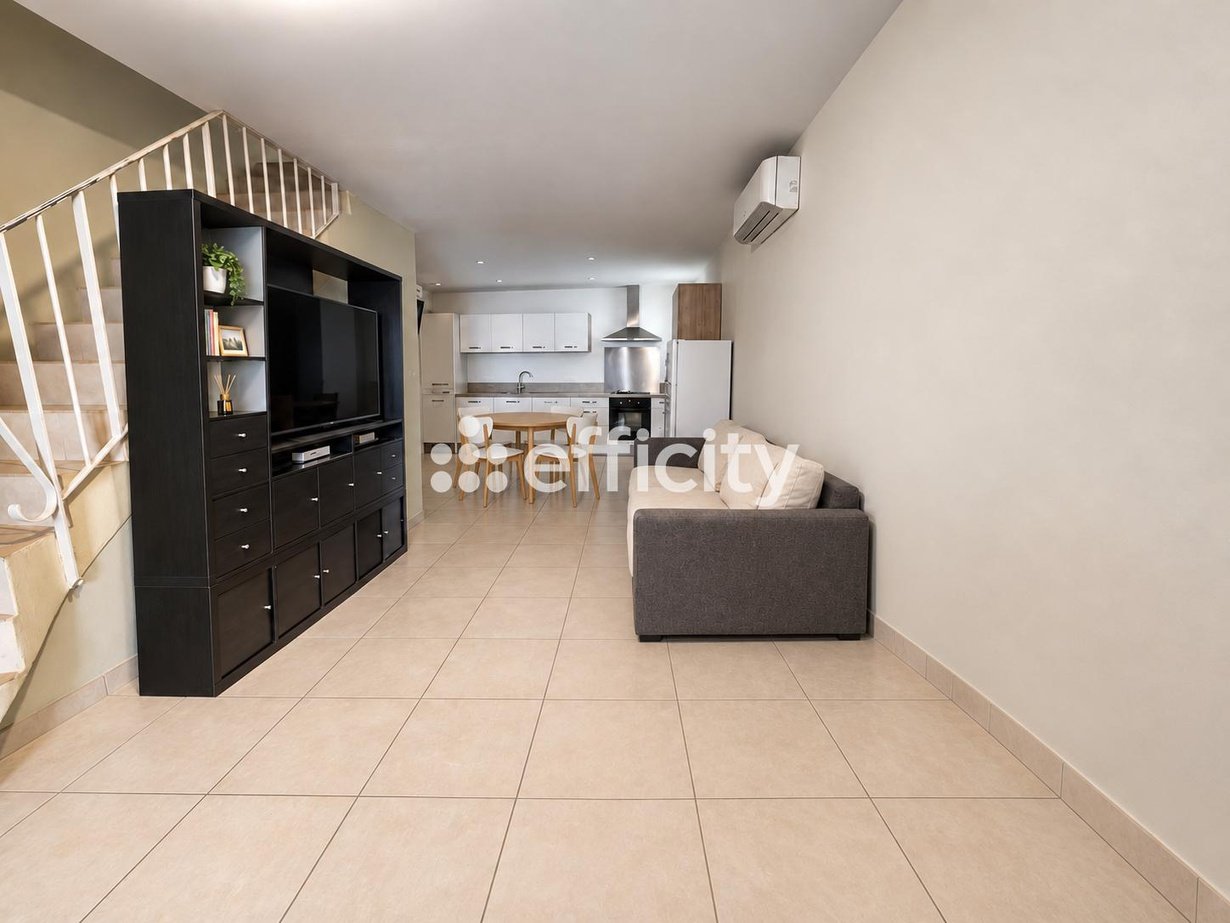 Maison à vendre, 81m², Pernes-les-Fontaines