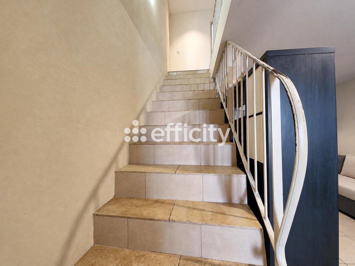 Maison à vendre, 81m², Pernes-les-Fontaines