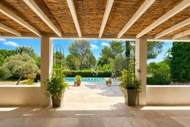 Maison à vendre, 145m², Saint-Maximin-la-Sainte-Baume