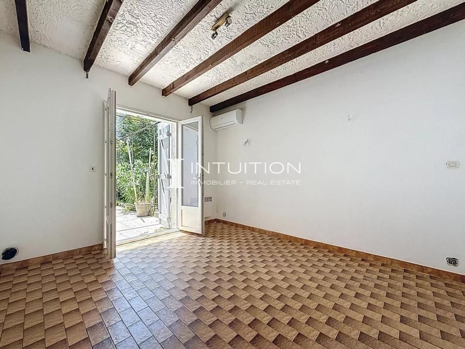 Appartement à louer, 24m², Cannes