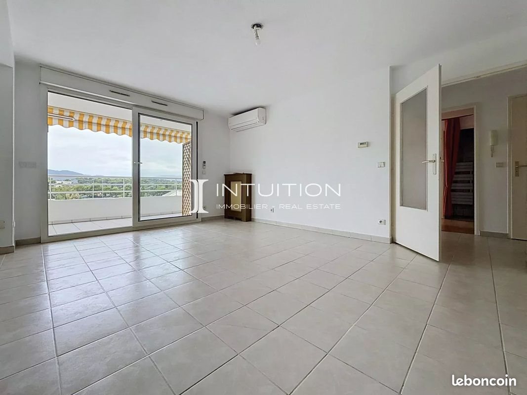 Appartement à louer, 92m², Le Cannet