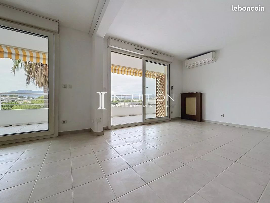 Appartement à louer, 92m², Le Cannet