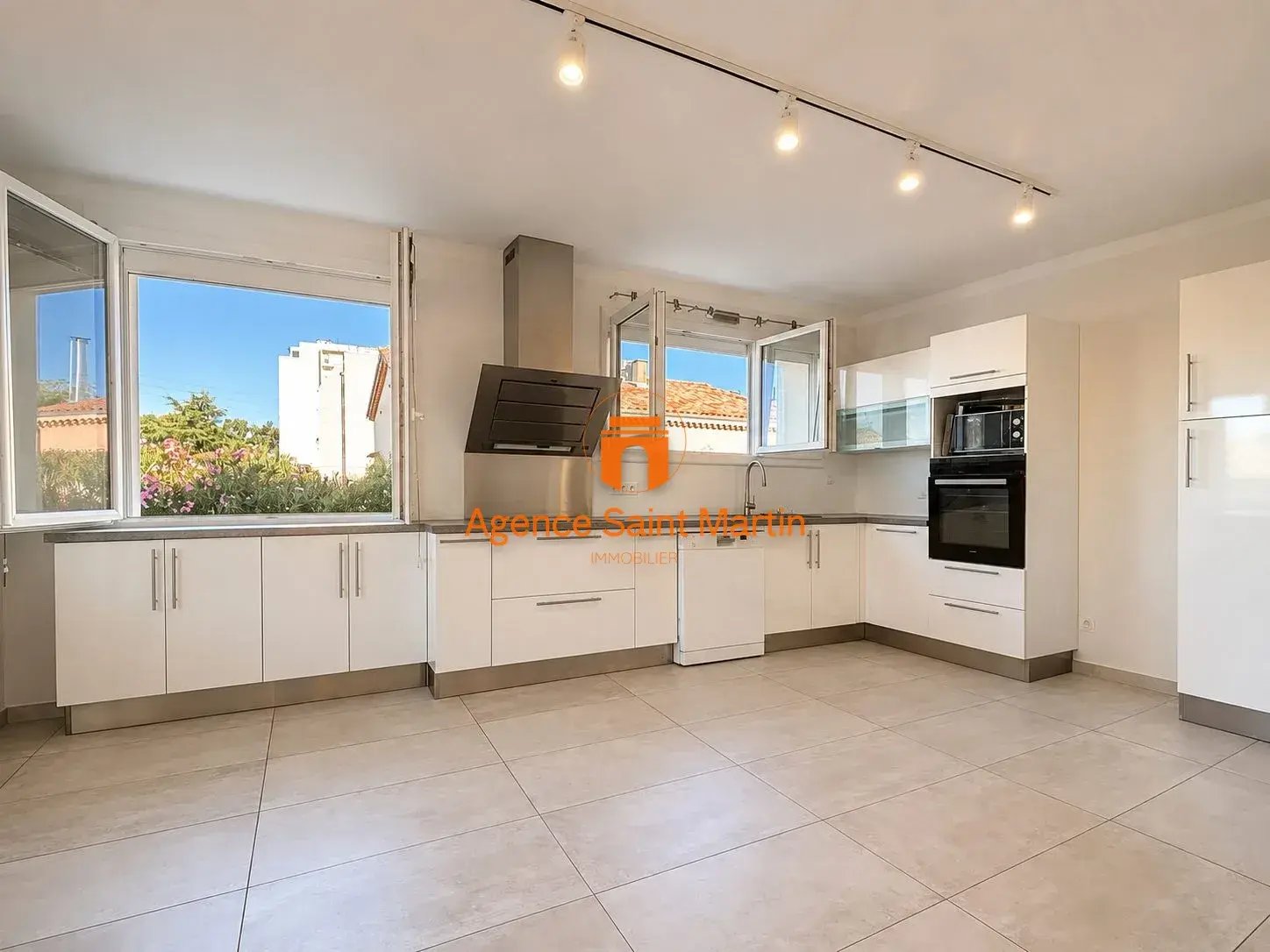 Maison à vendre, 230m², Montélimar