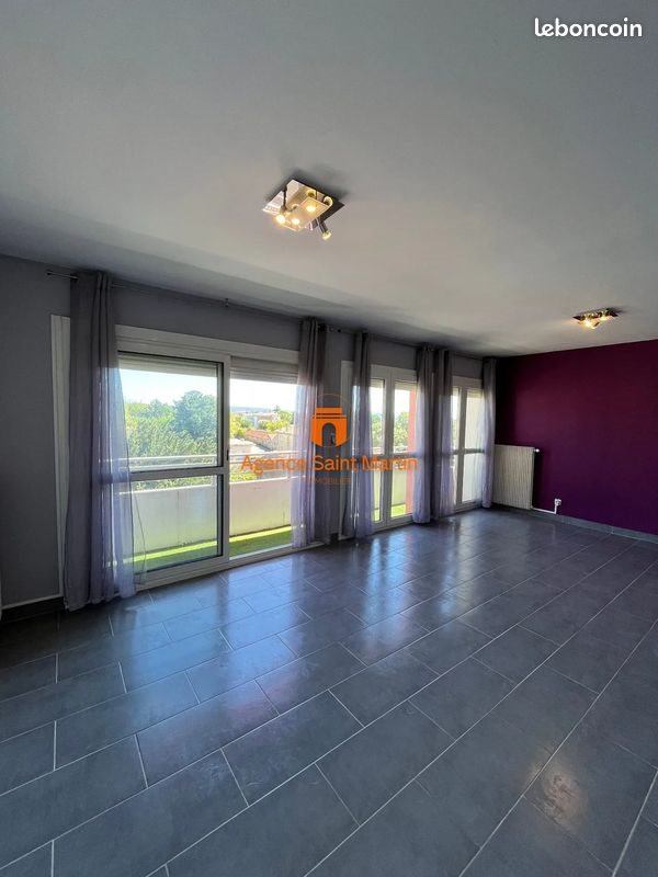 Appartement à louer, 76m², Donzère