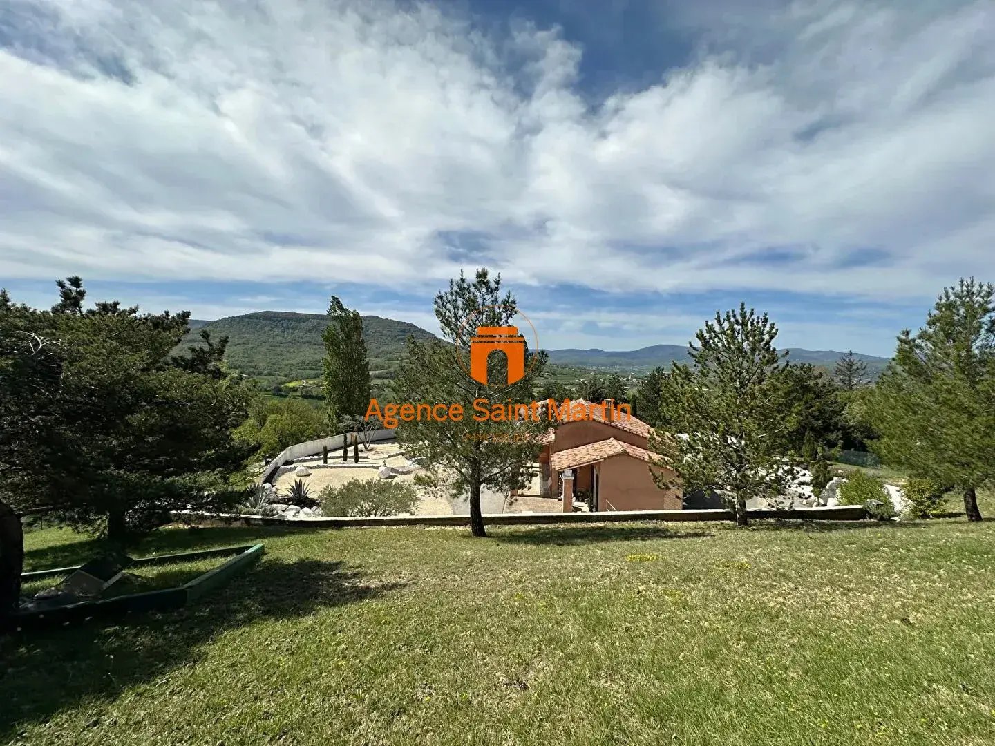 Maison à vendre, 135m², Saint-Vincent-de-Barrès
