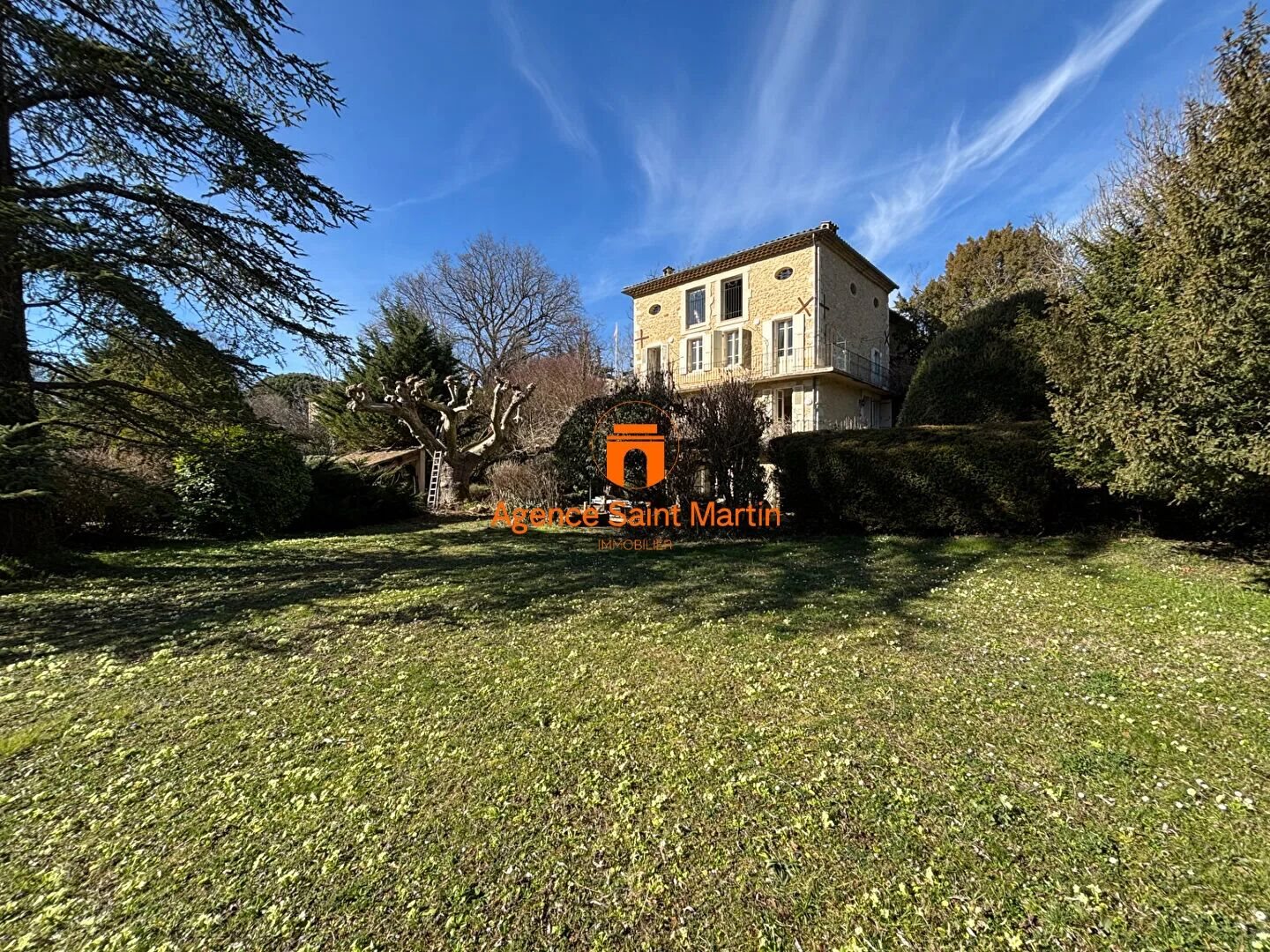 Maison à vendre, 360m², Dieulefit