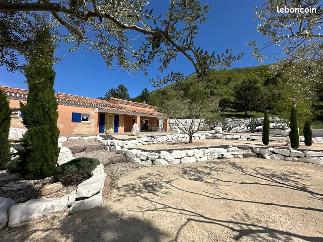 Maison à vendre, 135m², Saint-Vincent-de-Barrès