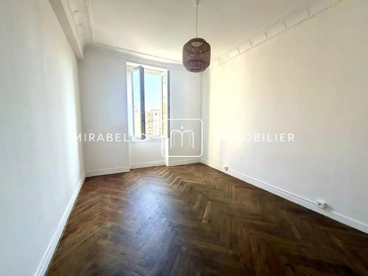 Appartement à louer, 81m², Nice