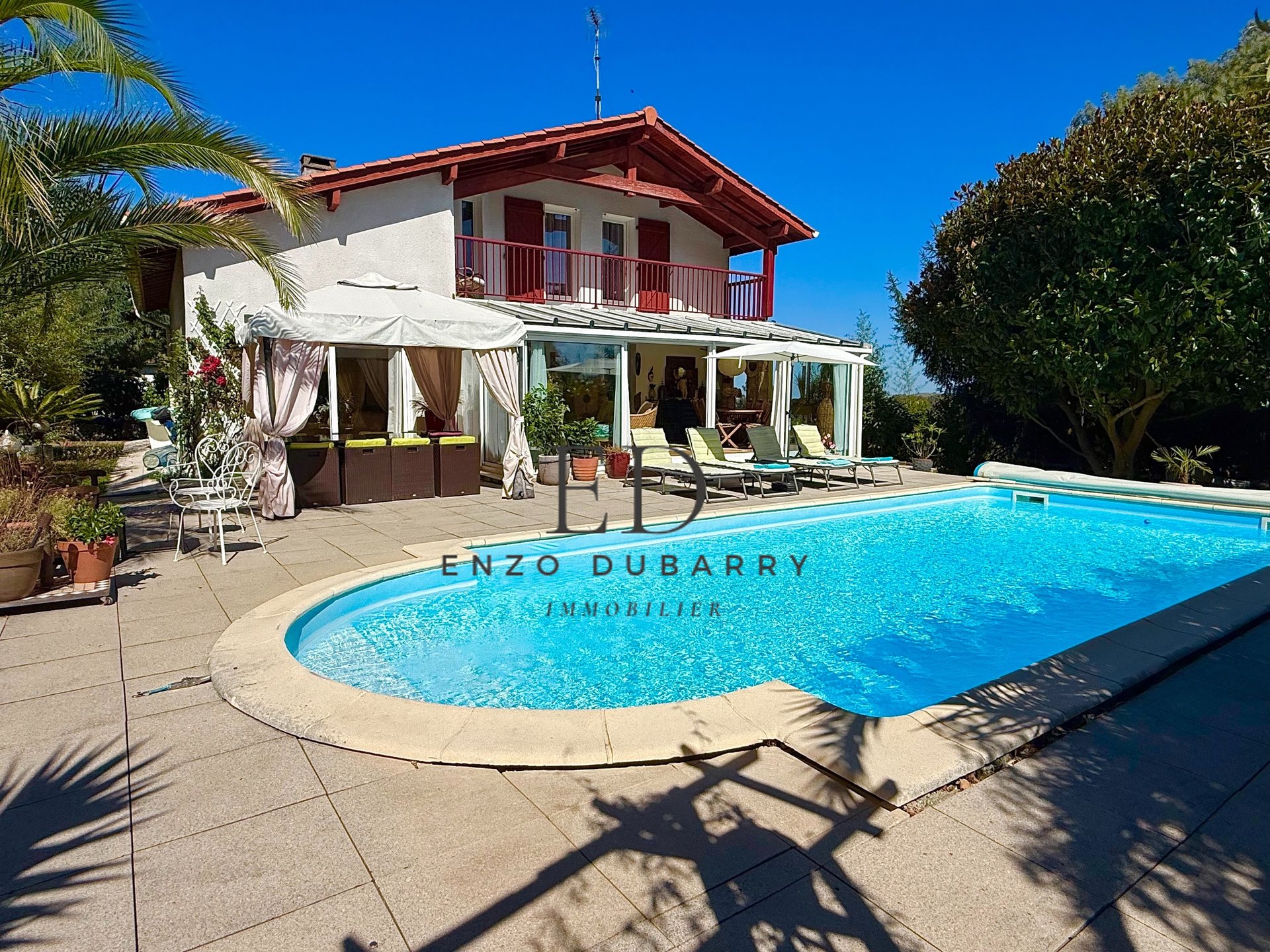Maison à vendre, 142m², Bassussarry