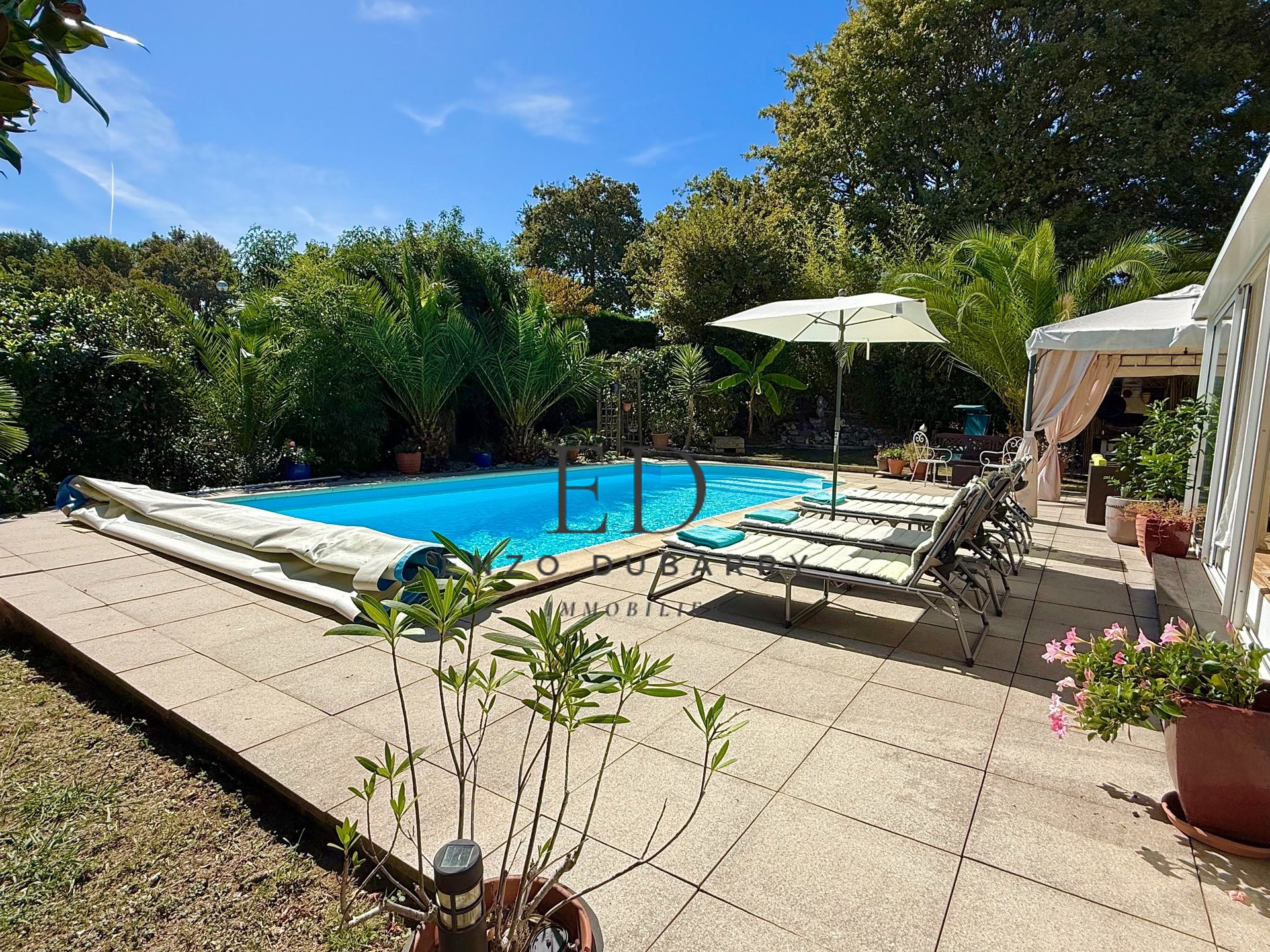 Maison à vendre, 142m², Bassussarry