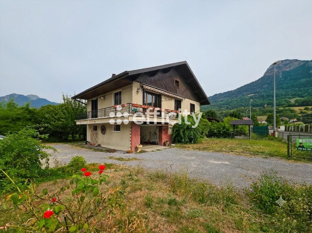 Maison à vendre, 149m², Thyez