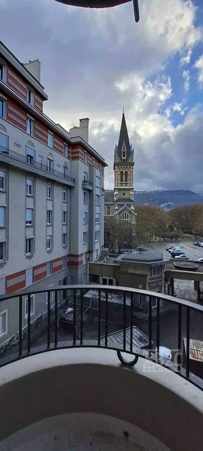 Appartement à louer, 60m², Grenoble