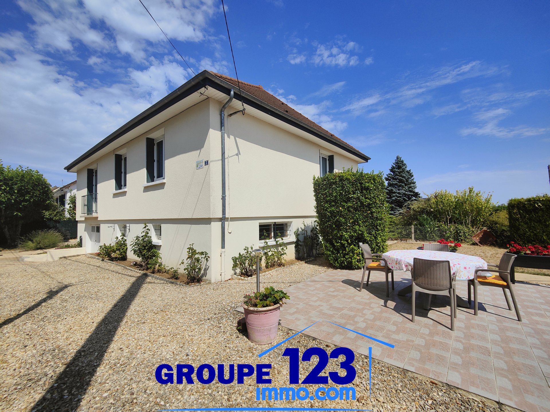 Maison à vendre, 120m², Laroche-Saint-Cydroine