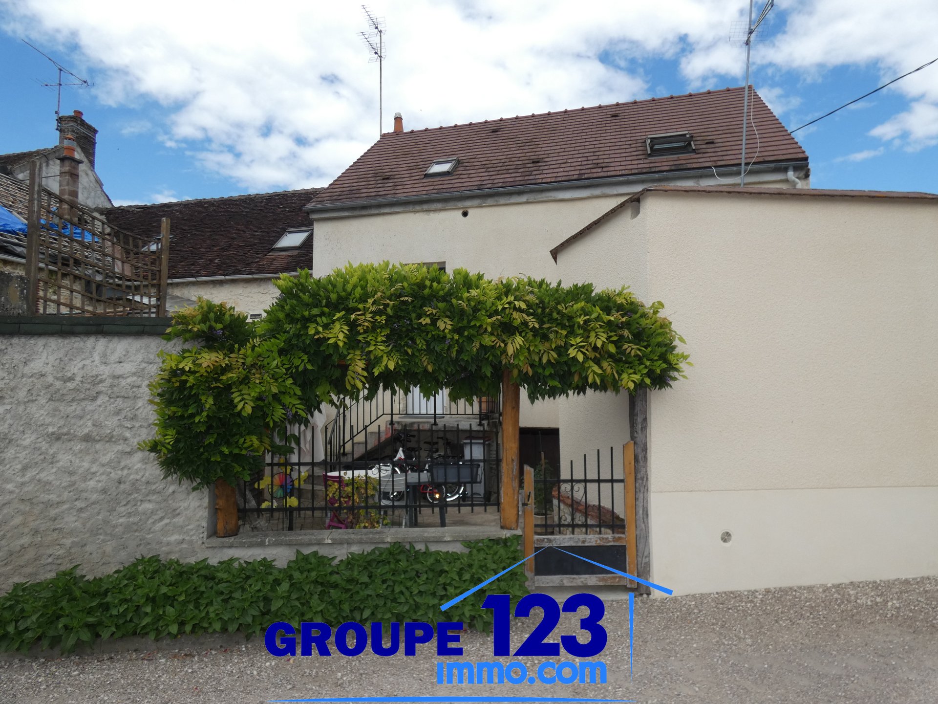 Maison à vendre, 89m², Laroche-Saint-Cydroine