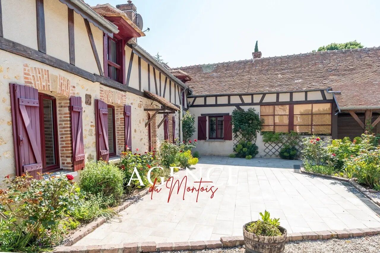 Maison à vendre, 175m², Donnemarie-Dontilly