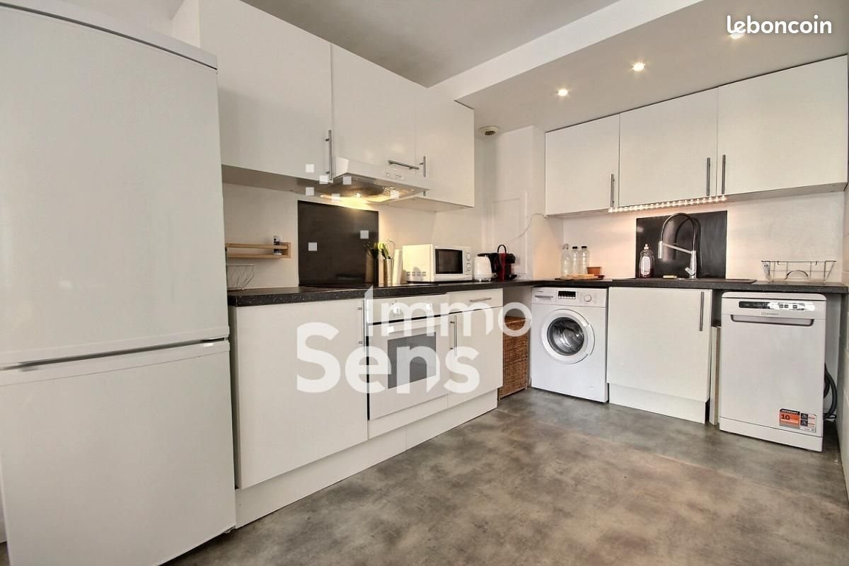 Appartement à louer, 55m², Lille