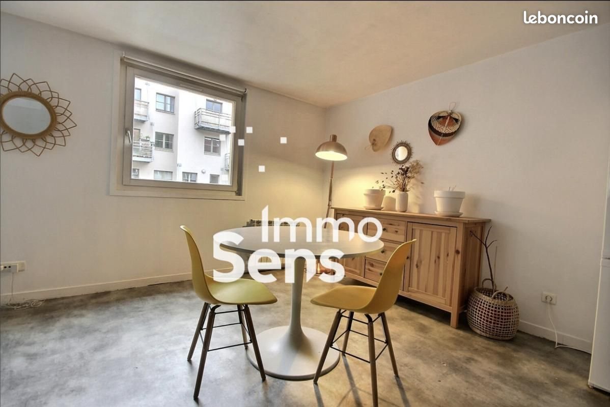 Appartement à louer, 55m², Lille