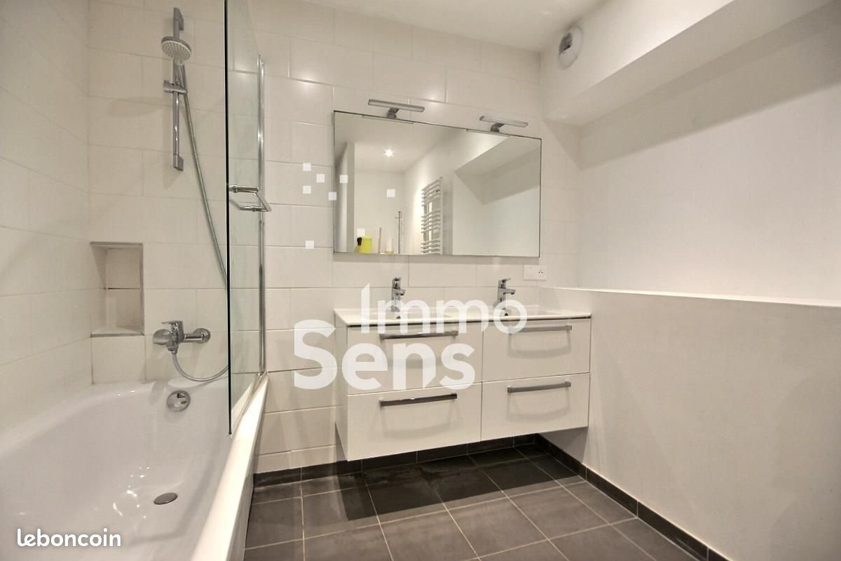 Appartement à louer, 131m², Lille