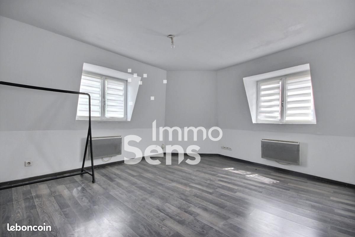 Appartement à louer, 48m², Lille