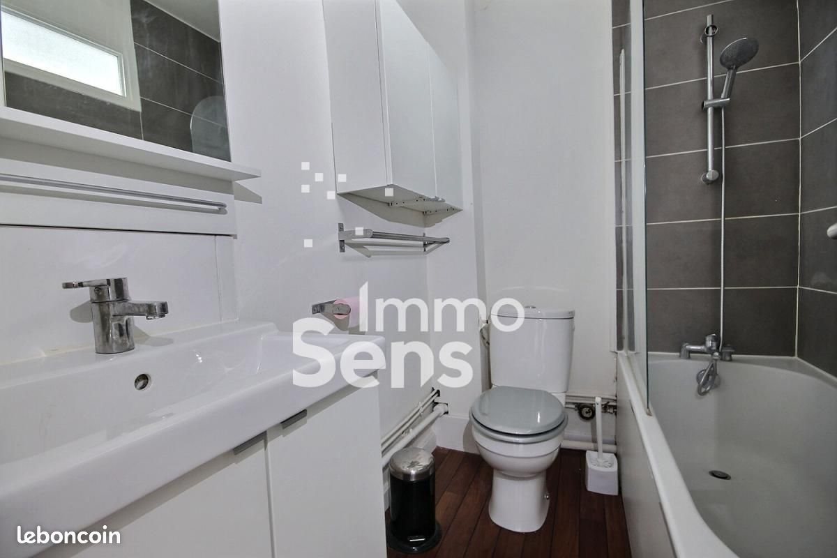 Appartement à louer, 37m², Lille