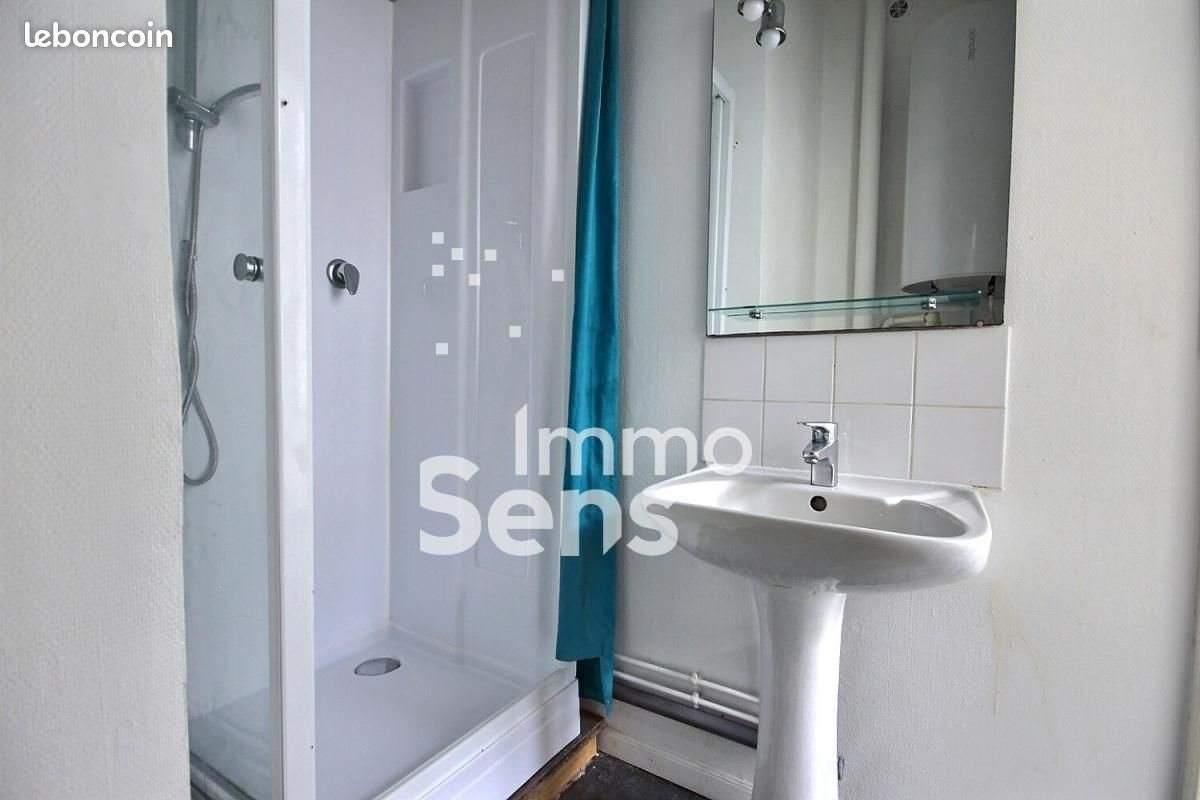 Appartement à louer, 25m², Lille