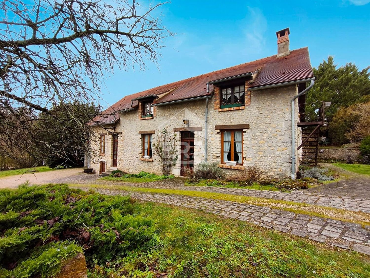 Maison à vendre, 203m², Fontaine-la-Rivière
