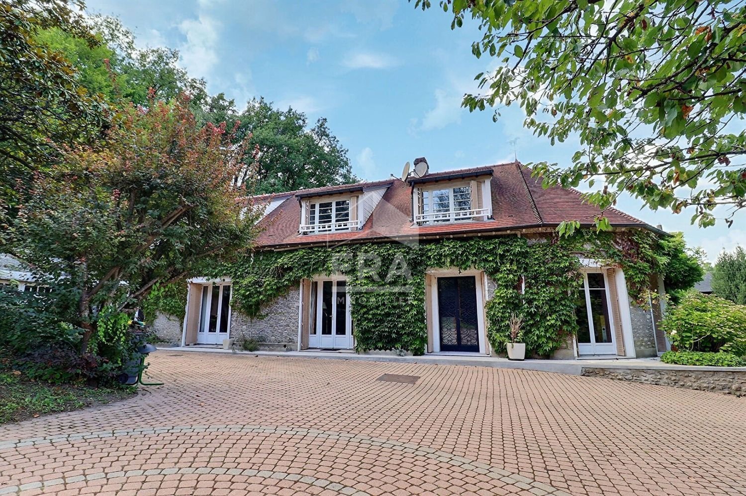 Maison à vendre, 250m², Saint-Cyr-la-Rivière