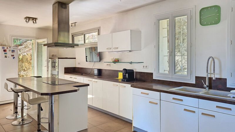 Maison à vendre, 246m², La Penne-sur-Huveaune