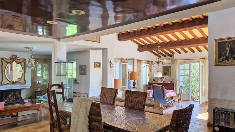 Maison à vendre, 246m², La Penne-sur-Huveaune